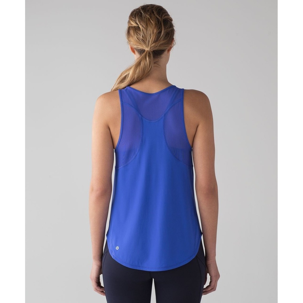32 Lululemon Sculpt Tank Top